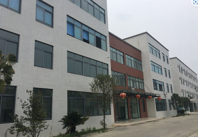 Chengdu Dingchuang Carbide Tools Co.,Ltd linha de produção do fabricante